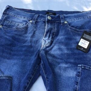 True religion, Ricky style NWT blue jeans, size 33